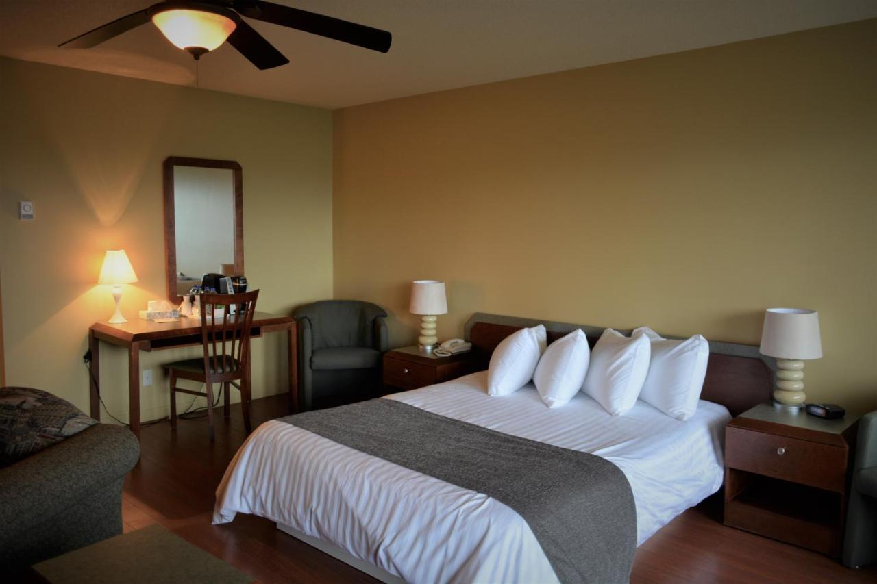 Motel Quatre Saisons Форествил Екстериор снимка