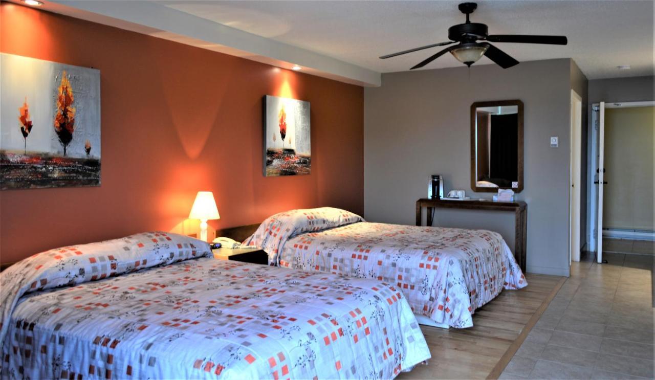 Motel Quatre Saisons Форествил Екстериор снимка